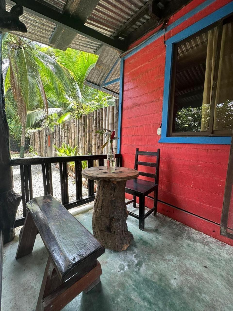 Playa Negra Brewing Beachfront Hotel Puerto Viejo de Talamanca 外观 照片