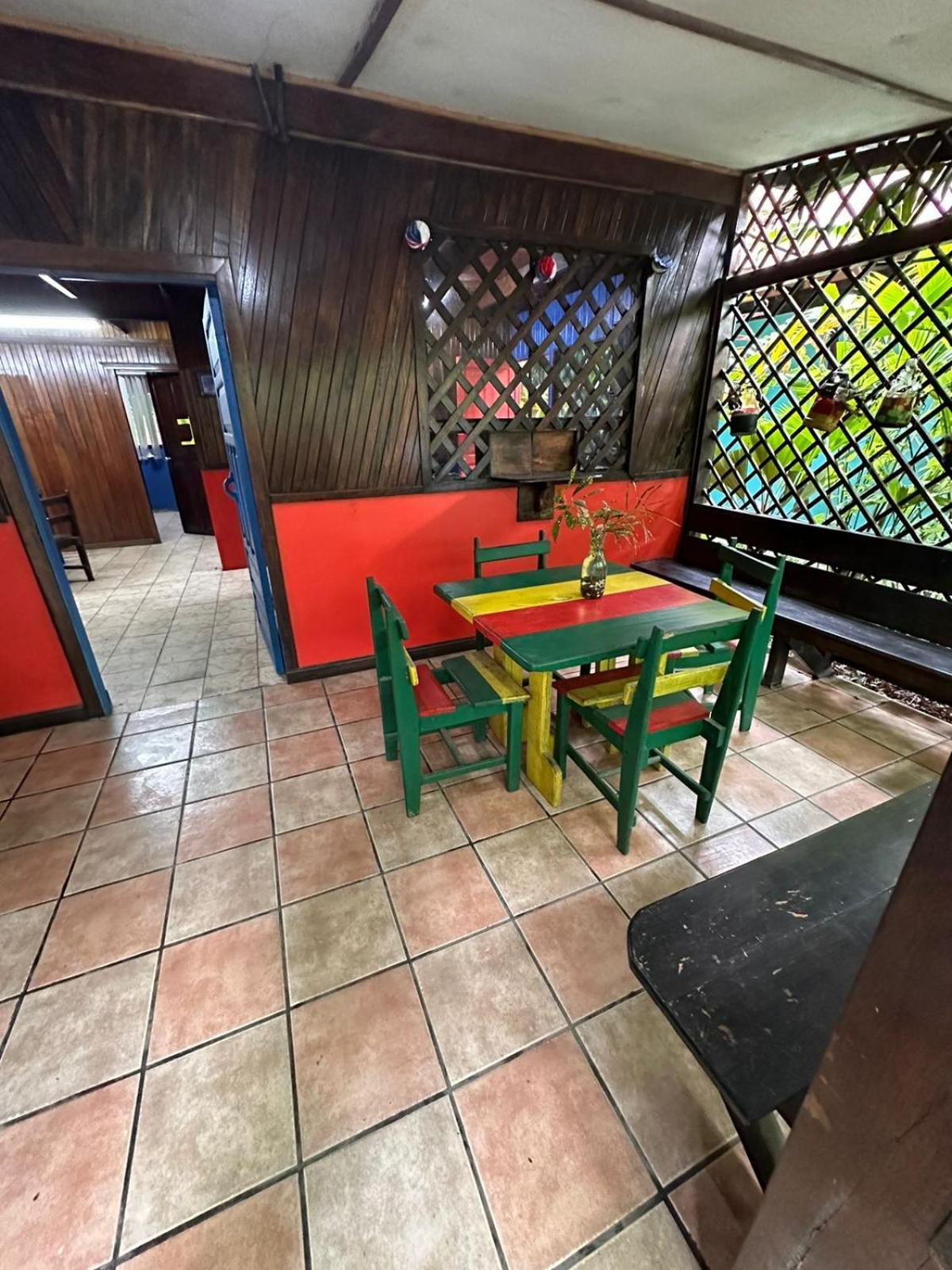 Playa Negra Brewing Beachfront Hotel Puerto Viejo de Talamanca 外观 照片