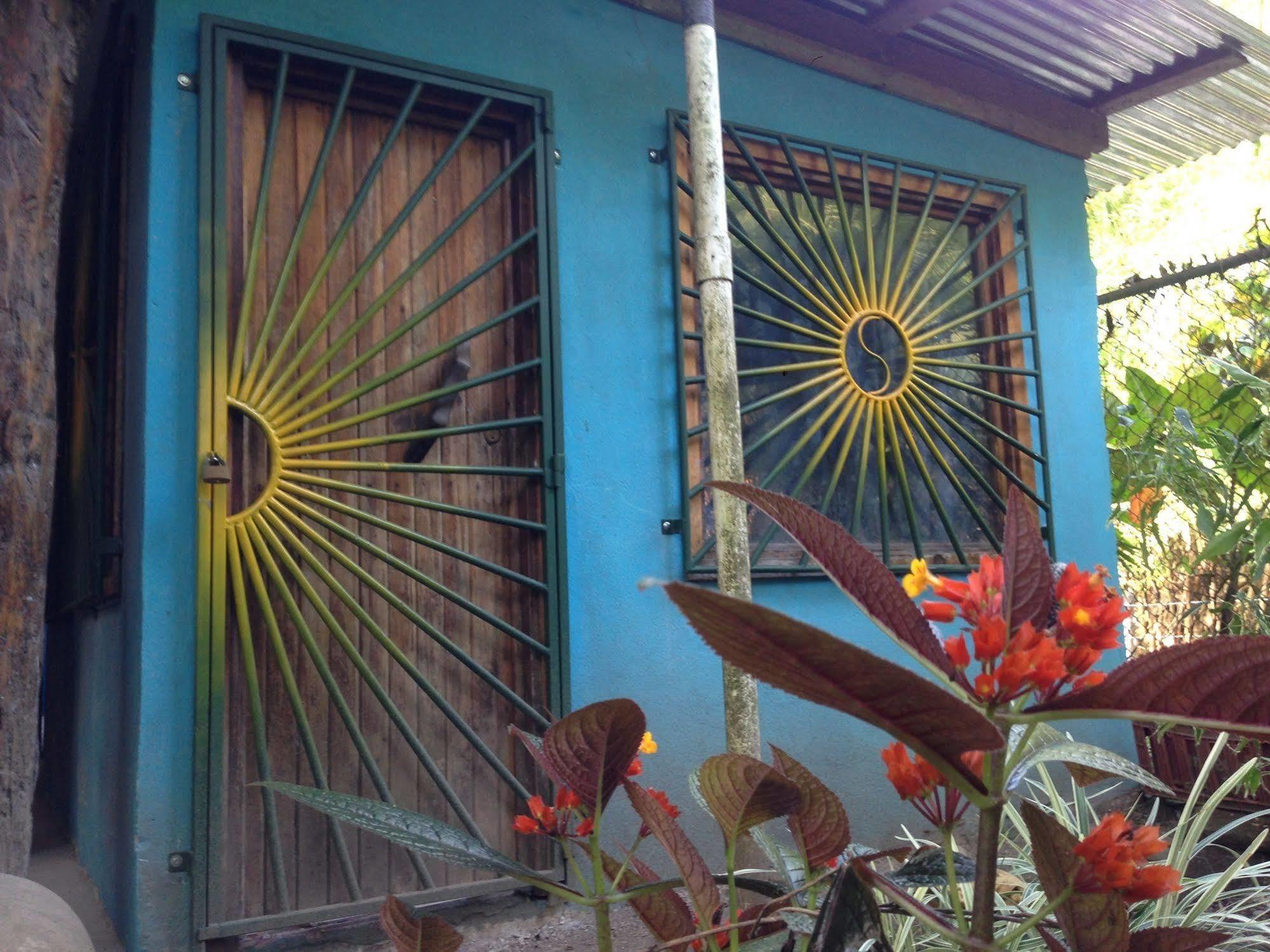 Playa Negra Brewing Beachfront Hotel Puerto Viejo de Talamanca 外观 照片